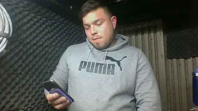 Snapshot of DirtyRcride chatting on March 10, 2025, 7:44 am DirtyRcride online show from March 10, 2025, 7:44 am