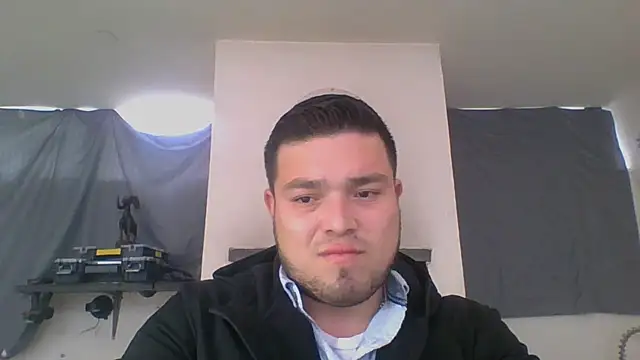 Snapshot of DirtyRcride chatting on January 25, 2025, 11:22 pm DirtyRcride online show from January 25, 2025, 11:22 pm