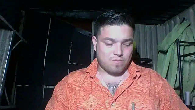 Snapshot of DirtyRcride chatting on February 11, 2025, 6:19 am DirtyRcride online show from February 11, 2025, 6:19 am