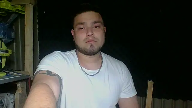 Snapshot of DirtyRcride chatting on March 3, 2025, 1:49 am DirtyRcride online show from March 3, 2025, 1:49 am