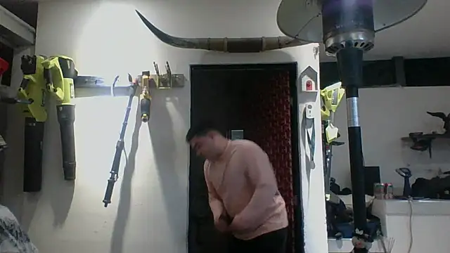 Snapshot of DirtyRcride chatting on December 30, 2024, 4:53 am DirtyRcride online show from December 30, 2024, 4:53 am
