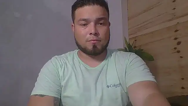 Snapshot of DirtyRcride chatting on September 24, 2025, 8:48 pm DirtyRcride online show from September 24, 2025, 8:48 pm