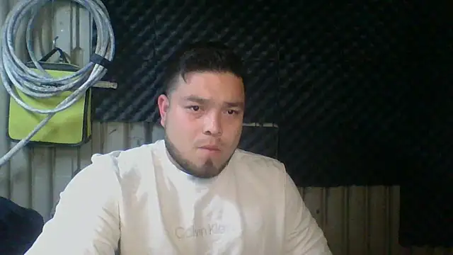 Snapshot of DirtyRcride chatting on March 22, 2025, 7:36 am DirtyRcride online show from March 22, 2025, 7:36 am