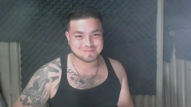 Snapshot of DirtyRcride chatting on February 27, 2025, 4:35 am DirtyRcride online show from February 27, 2025, 4:35 am