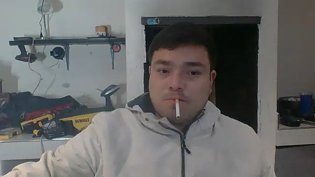 Snapshot of DirtyRcride chatting on January 13, 2025, 1:56 am DirtyRcride online show from January 13, 2025, 1:56 am