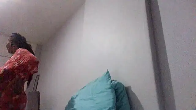 BabeAssXX online show from December 18, 2025, 4:33 pm