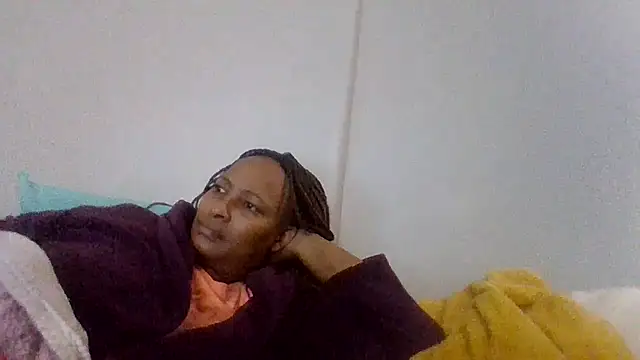 BabeAssXX online show from May 16, 2026, 7:18 am