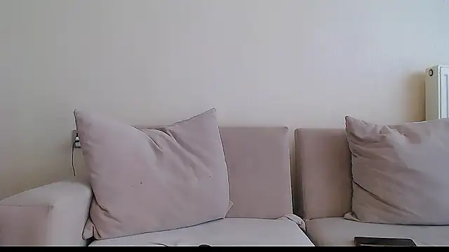 Snapshot of __QUEEN___ chatting on September 17, 2025, 12:29 pm QUEEN online show from September 17, 2025, 12:29 pm