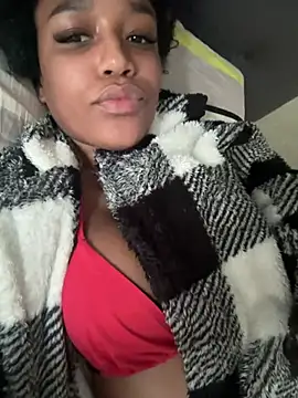 Snapshot of Black_Dolll chatting on March 15, 2025, 3:16 pm Black Dolll online show from March 15, 2025, 3:16 pm