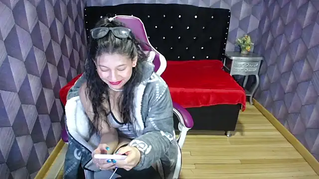 Lilyevansx online show from March 21, 2025, 1:23 pm