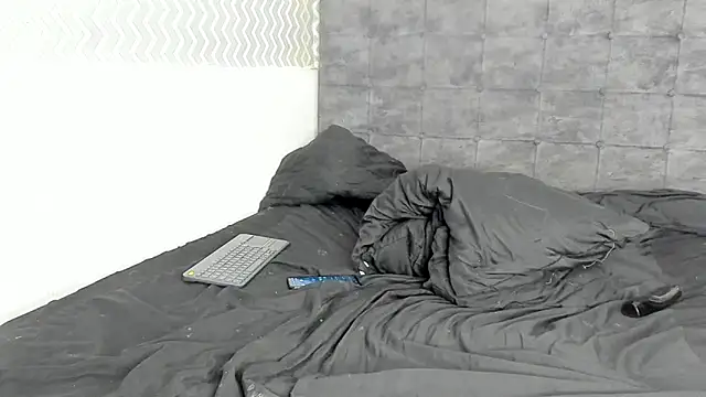 Snapshot of Ariana_Salazar chatting on March 26, 2026, 3:38 am Ariana Salazar online show from March 26, 2026, 3:38 am
