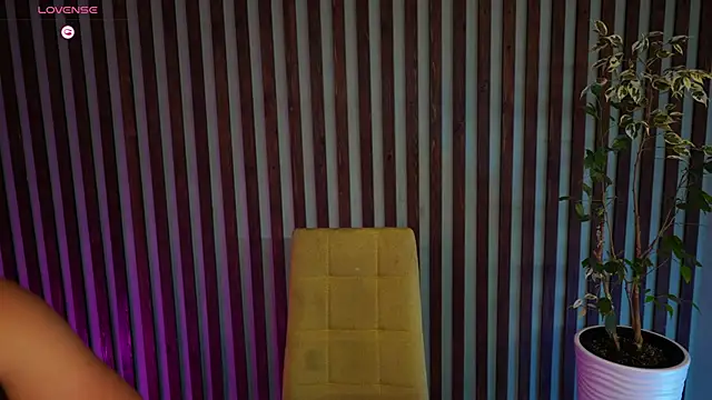 sochnagirls online show from November 8, 2025, 11:08 pm