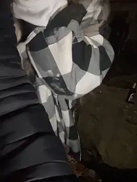 Snapshot of NickyGold_Official chatting on October 30, 2025, 5:54 pm NickyGold Official online show from October 30, 2025, 5:54 pm