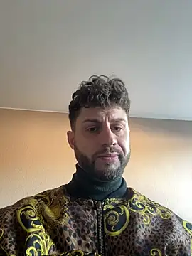 michifolli92 online show from March 3, 2025, 8:30 am