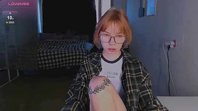 Snapshot of Klares_Wasser chatting on February 20, 2025, 12:47 pm Klares Wasser online show from February 20, 2025, 12:47 pm