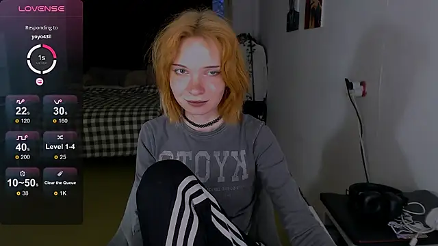 Snapshot of Klares_Wasser chatting on February 27, 2025, 5:37 pm Klares Wasser online show from February 27, 2025, 5:37 pm
