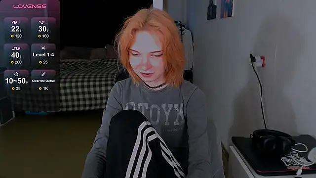 Snapshot of Klares_Wasser chatting on February 27, 2025, 12:45 pm Klares Wasser online show from February 27, 2025, 12:45 pm