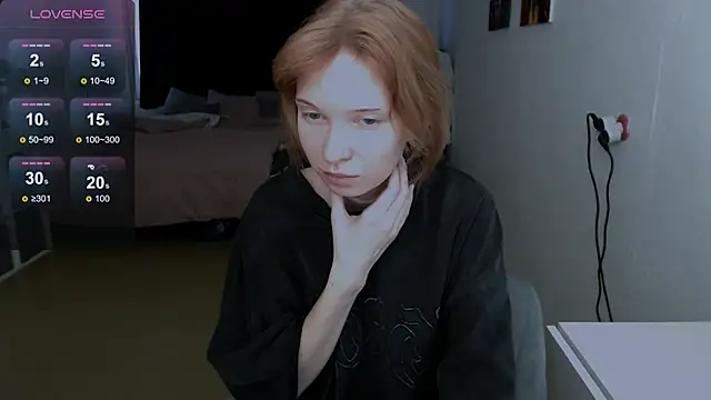 Snapshot of Klares_Wasser chatting on February 3, 2025, 12:14 pm Klares Wasser online show from February 3, 2025, 12:14 pm