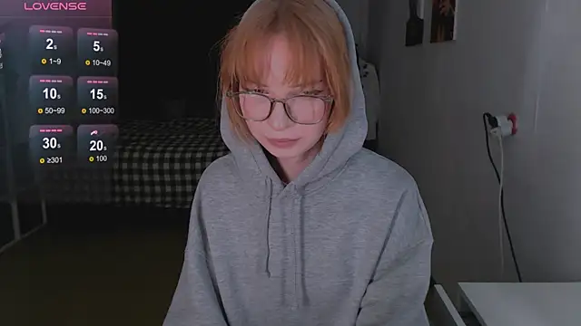 Snapshot of Klares_Wasser chatting on February 12, 2025, 3:38 pm Klares Wasser online show from February 12, 2025, 3:38 pm