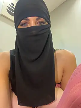 Amberonee31 online show from February 6, 2025, 9:28 pm