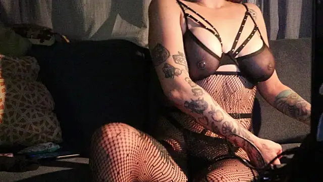Snapshot of estivalia_xxx chatting on March 30, 2026, 2:35 am estivalia xxx online show from March 30, 2026, 2:35 am