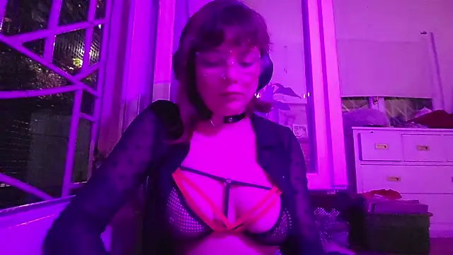 Snapshot of estivalia_xxx chatting on March 17, 2026, 1:08 am estivalia xxx online show from March 17, 2026, 1:08 am