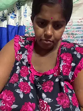 Snapshot of Beauty-queen chatting on April 3, 2026, 1:50 pm Beauty-queen online show from April 3, 2026, 1:50 pm