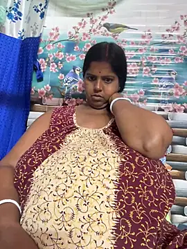 Snapshot of Beauty-queen chatting on March 14, 2026, 1:39 pm Beauty-queen online show from March 14, 2026, 1:39 pm