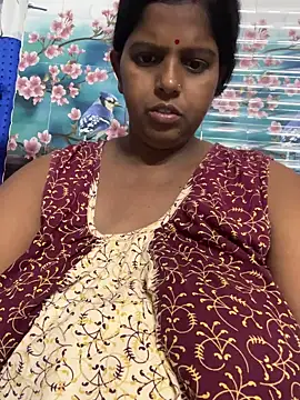 Snapshot of Beauty-queen chatting on March 20, 2026, 11:00 am Beauty-queen online show from March 20, 2026, 11:00 am