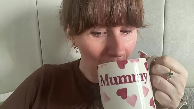 redheadrosie69 online show from May 8, 2026, 8:40 am