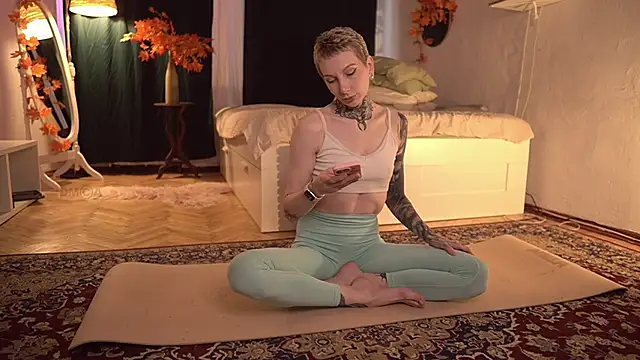 ifuckingtoy  online show from November 21, 2025, 11:09 am