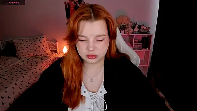 Snapshot of _Lisa_x chatting on October 24, 2025, 10:03 am Lisa x online show from October 24, 2025, 10:03 am