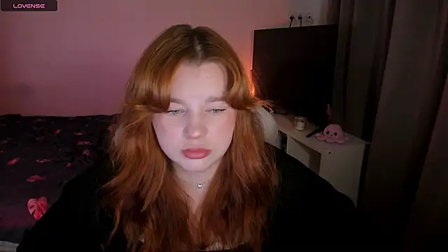 Snapshot of _Lisa_x chatting on December 4, 2024, 8:28 am Lisa x online show from December 4, 2024, 8:28 am