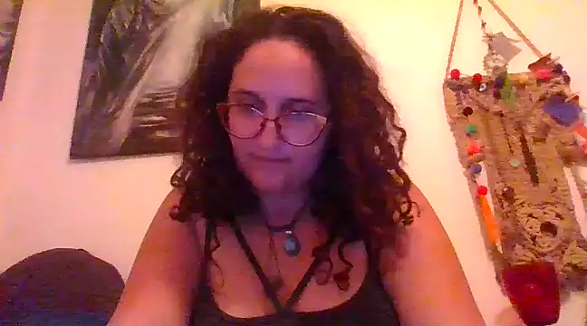 Snapshot of juicyrubies chatting on December 28, 2024, 5:14 pm juicyrubies online show from December 28, 2024, 5:14 pm