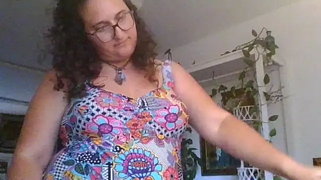 Snapshot of juicyrubies chatting on September 20, 2025, 2:44 pm juicyrubies online show from September 20, 2025, 2:44 pm