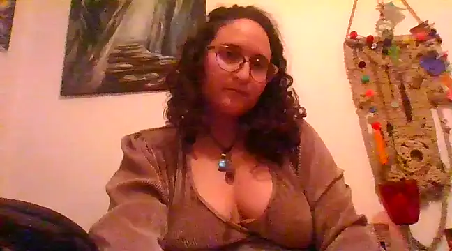 Snapshot of juicyrubies chatting on February 5, 2025, 12:38 pm juicyrubies online show from February 5, 2025, 12:38 pm