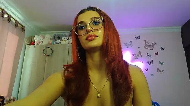 Snapshot of caroline_jonson chatting on May 22, 2026, 2:15 pm caroline jonson online show from May 22, 2026, 2:15 pm