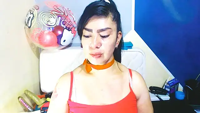 Snapshot of luisahott chatting on April 14, 2026, 5:40 pm luisahott online show from April 14, 2026, 5:40 pm