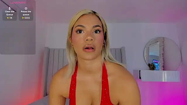 Shelynna azzul online show from April 27, 2026, 8:18 pm