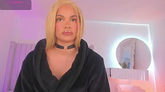 Shelynna azzul online show from November 27, 2025, 8:09 pm