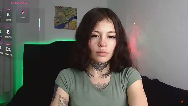 Snapshot of Tifanny_Sweett chatting on February 25, 2026, 1:39 am Tifanny Sweett online show from February 25, 2026, 1:39 am