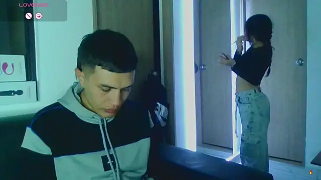 Snapshot of Tifanny_Sweett chatting on January 8, 2026, 3:01 am Tifanny Sweett online show from January 8, 2026, 3:01 am