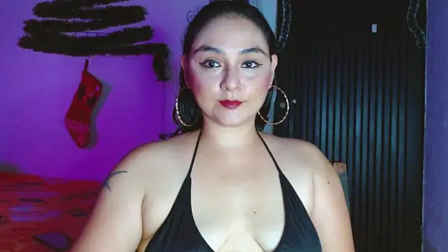 Kaory 32 online show from December 15, 2025, 9:09 pm