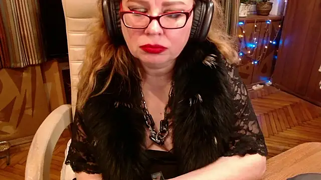 Miss Tress online show from February 3, 2026, 5:29 pm