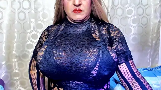 Snapshot of alessia_hot69 chatting on February 1, 2025, 2:26 am alessia hot69 online show from February 1, 2025, 2:26 am