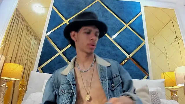 TomyMosterCock online show from April 8, 2026, 8:32 pm