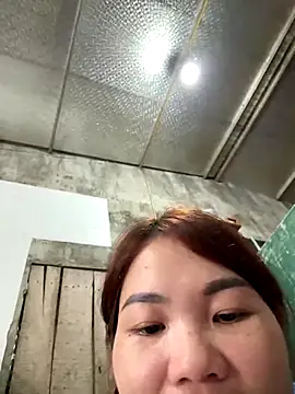 Emily 9xx online show from December 3, 2024, 2:42 am