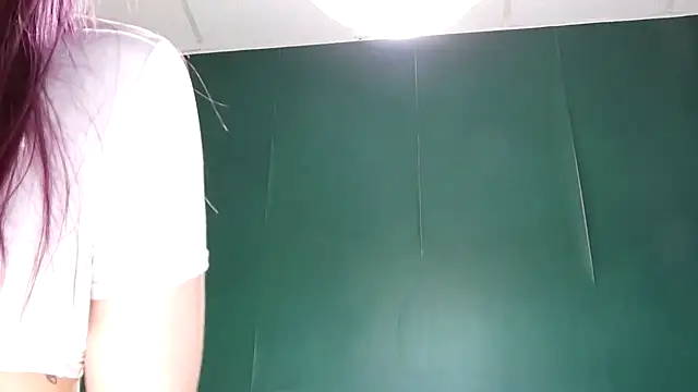 Snapshot of ArielBurn chatting on March 22, 2026, 10:44 pm ArielBurn online show from March 22, 2026, 10:44 pm