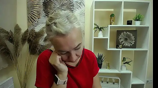 Amor fati  online show from September 14, 2025, 10:37 am