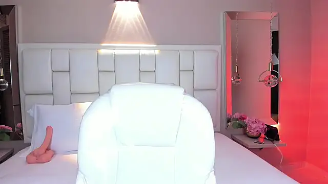 Snapshot of JessyEvans chatting on December 19, 2025, 7:38 pm JessyEvans online show from December 19, 2025, 7:38 pm